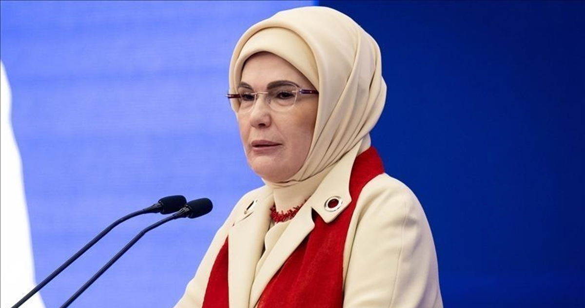 عقيلة أردوغان: اسرائيل فقدت بوصلة الأخلاق وتحاول القضاء على شعب فلسطين
